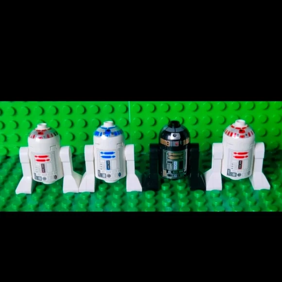 Lego Star Wars Minifigures Droids R2-D5 + R2-D2 + R5-D4 Minifig Lot - Picture 1 of 8
